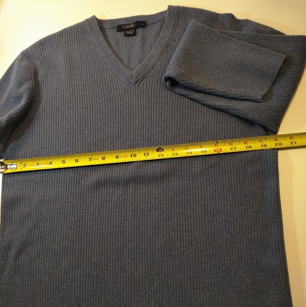 Sweater - Picture 3 of 5